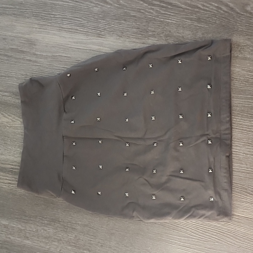 Grey studded skirt